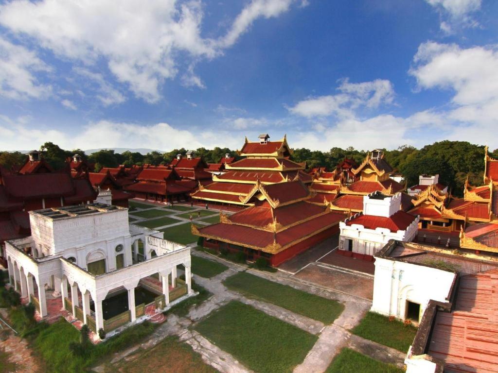 Emerald Land Hotel Mandalay Extérieur photo