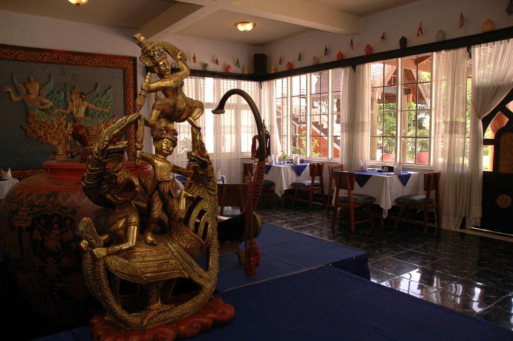 Emerald Land Hotel Mandalay Extérieur photo