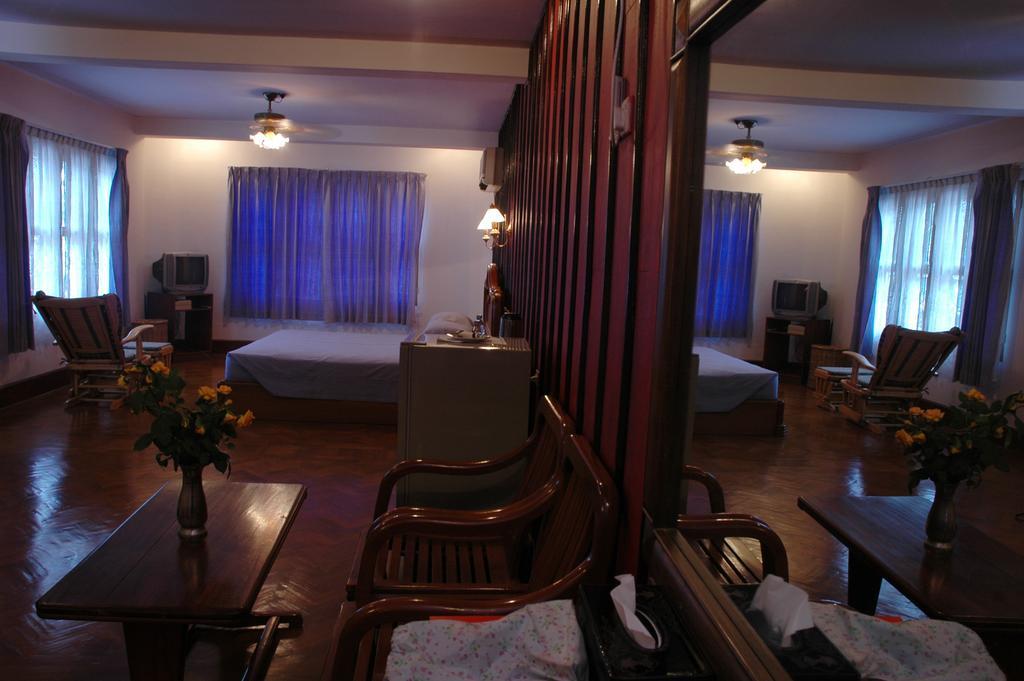 Emerald Land Hotel Mandalay Extérieur photo