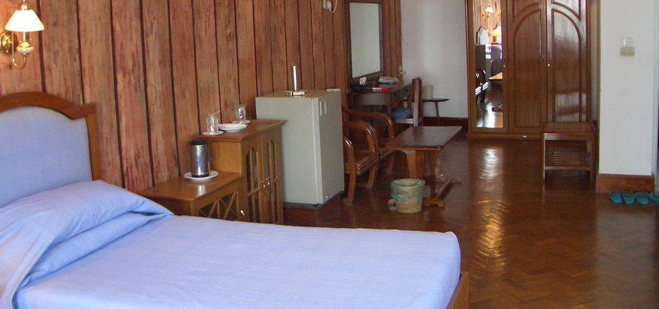 Emerald Land Hotel Mandalay Extérieur photo